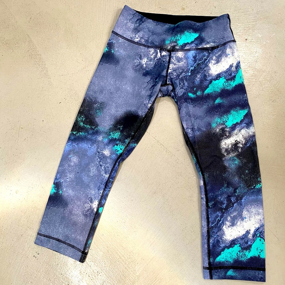 Exclusive Lululemon galaxy leggings